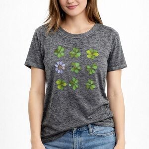 Gray Green Clover St. Patrick’s Day Graphic T-Shirt